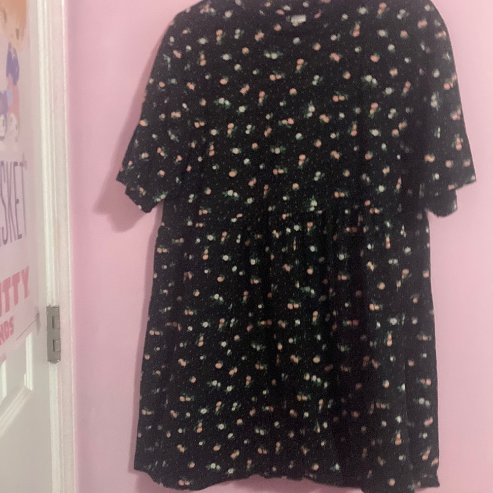 h&m divided black floral short dress